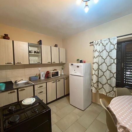 Apartmani Marija ปอฟเลียนา ภายนอก รูปภาพ