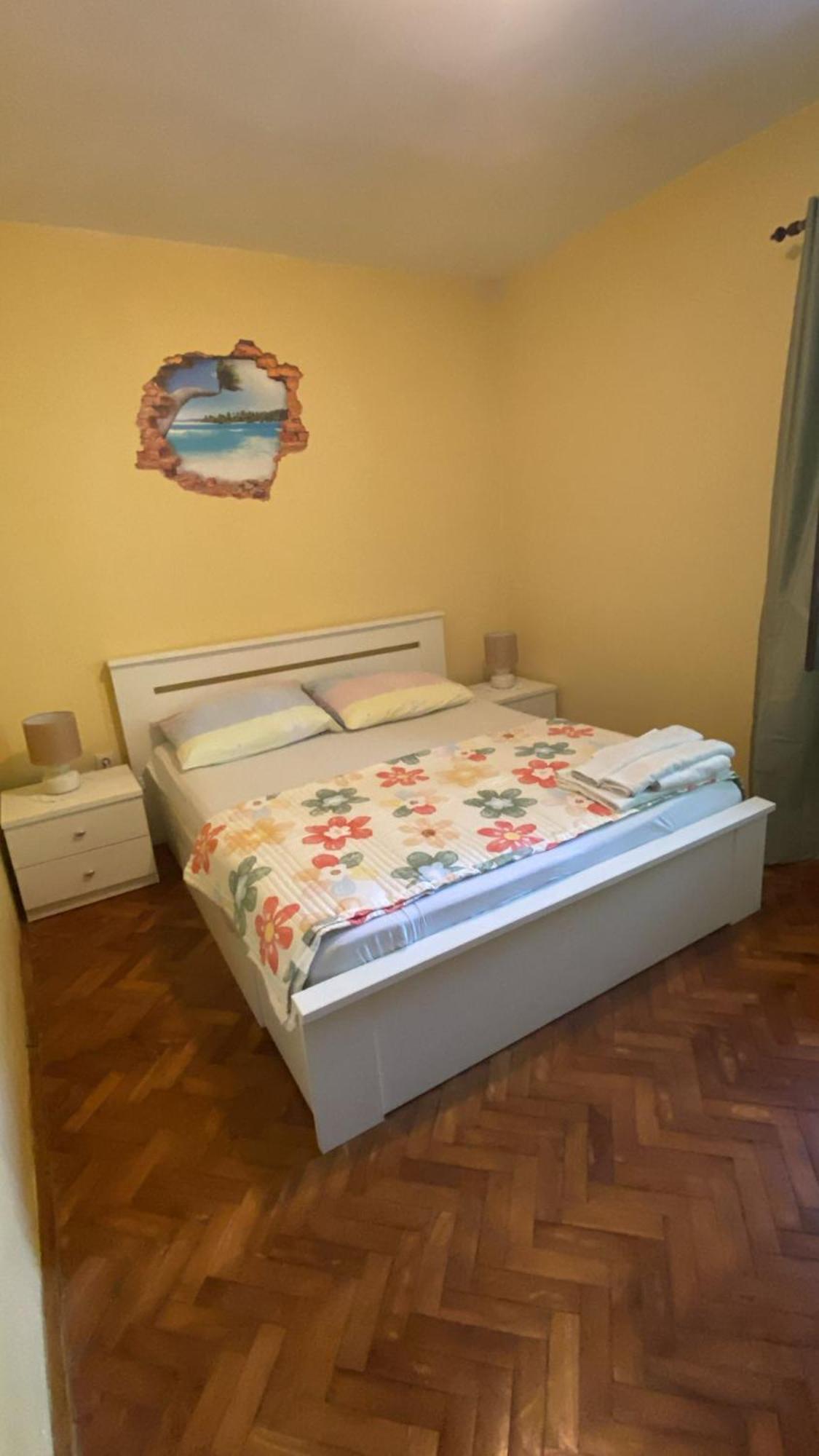 Apartmani Marija ปอฟเลียนา ภายนอก รูปภาพ